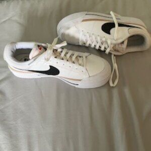 Nike Court Legacy Lift Women's Shoes